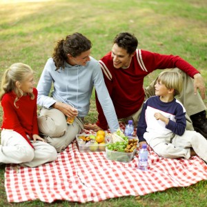 TABLE TALK : THE  IMPORTANCE of FAMILY MEALS